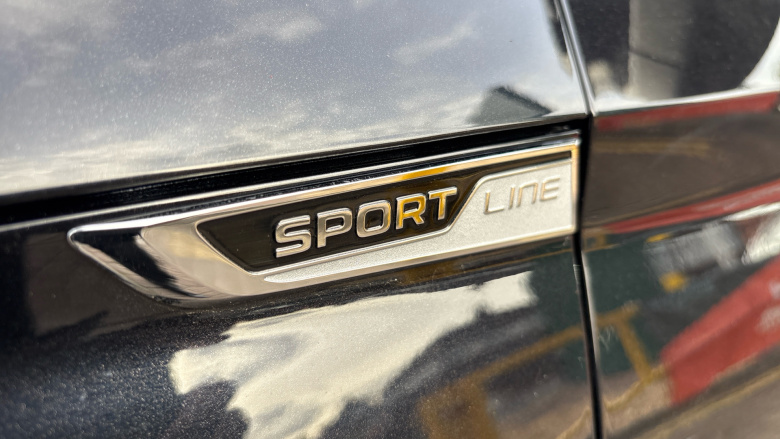 Skoda Kodiaq 1.5 TSI Sport Line 5dr DSG [7 Seat] Petrol Estate